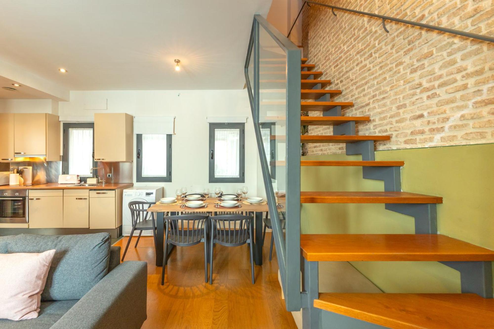 La Maestranza Charming One Or Two Bedrooms Apartments By Ocityzen Seville Luaran gambar