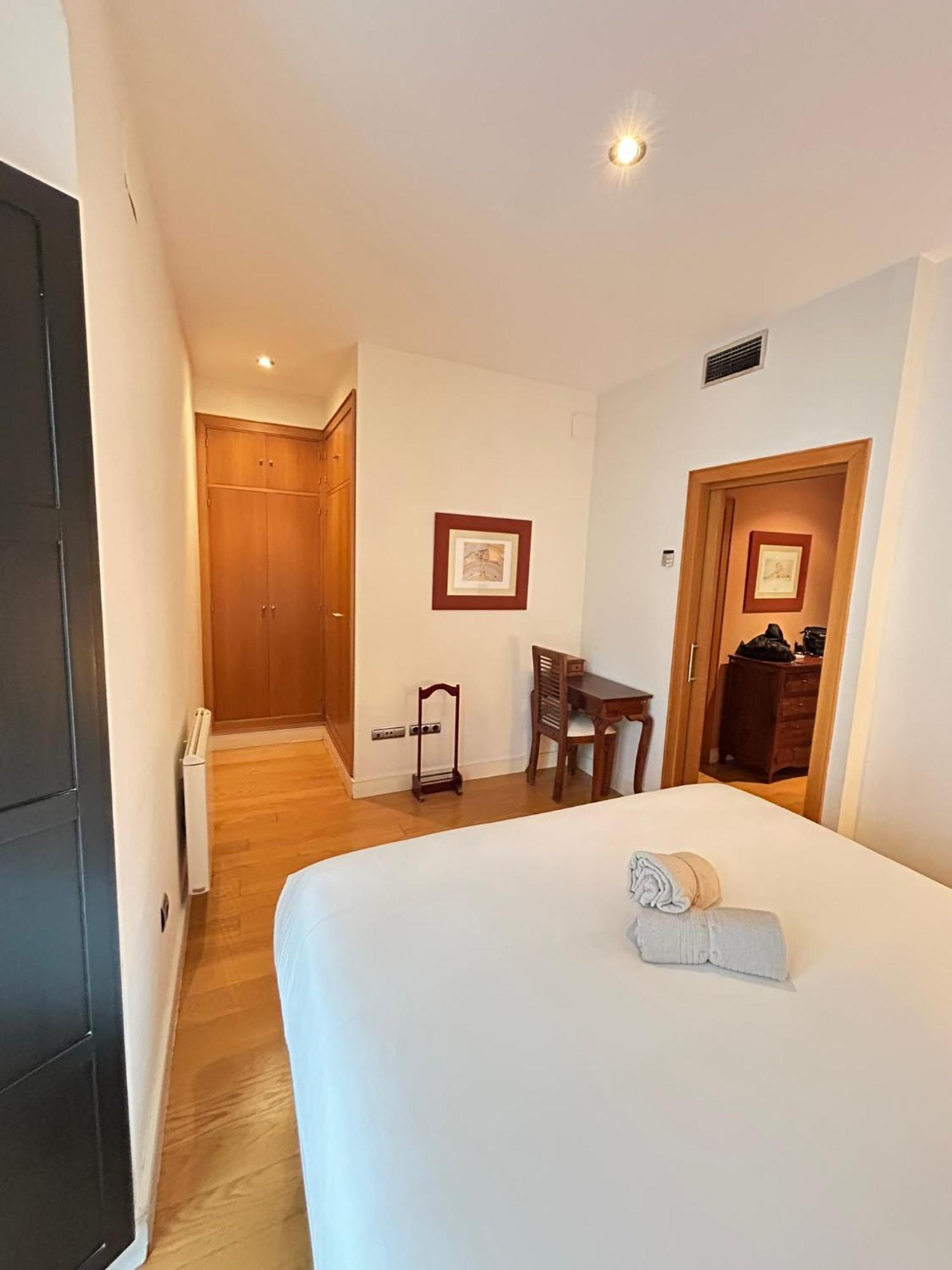 La Maestranza Charming One Or Two Bedrooms Apartments By Ocityzen Seville Luaran gambar